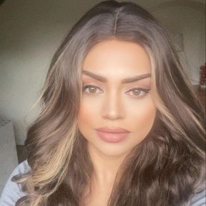 Meet your Posher, Roma